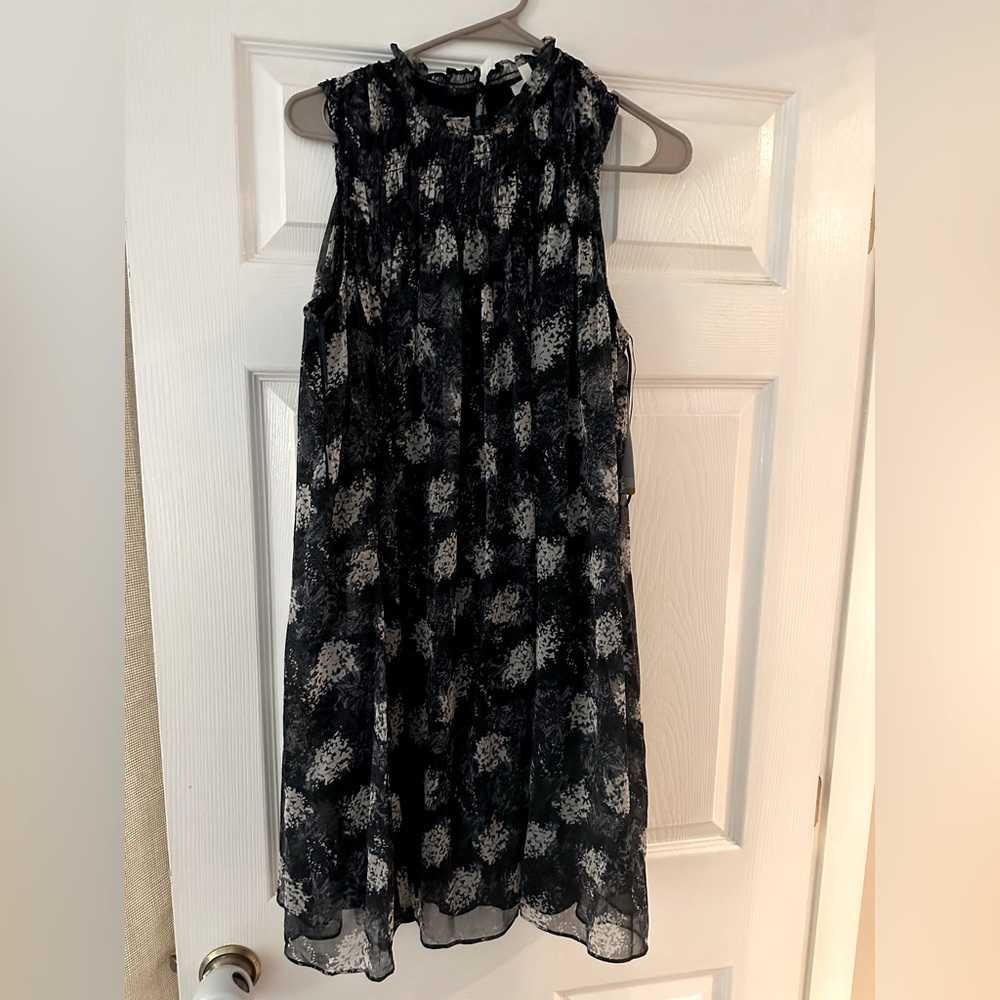 Womens Medium dress, New with tags!!